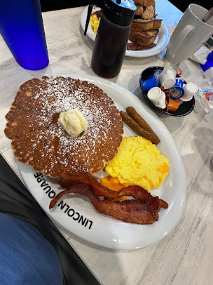 Photo Lincoln Square Pancake House Indianapolis - 17