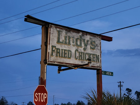 Photo Lindys Chicken - 14