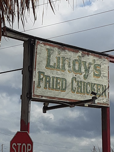Photo Lindys Chicken - 4