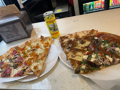 Photo Little Pizza Parlor - 4