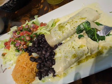 Photo Loco Mexican Restaurant And Cantina Fall Creek Place - 3