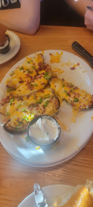 Photo Logan's Roadhouse - 14