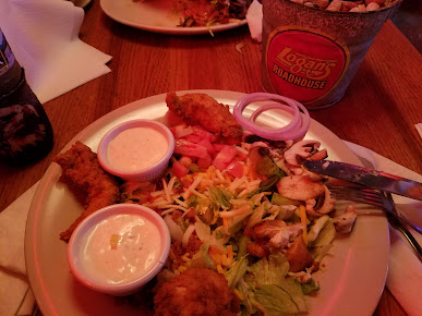 Photo Logan's Roadhouse - 18