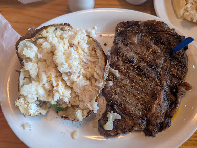 Photo Logan's Roadhouse - 4