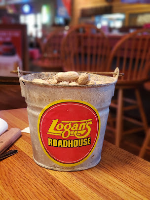 Photo Logan's Roadhouse - 6