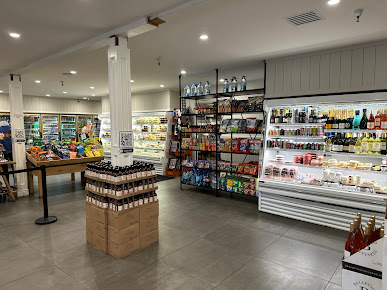 Photo Lombardis Gourmet Deli Bbq - 0