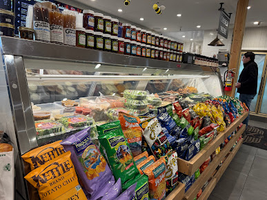 Photo Lombardis Gourmet Deli Bbq - 10