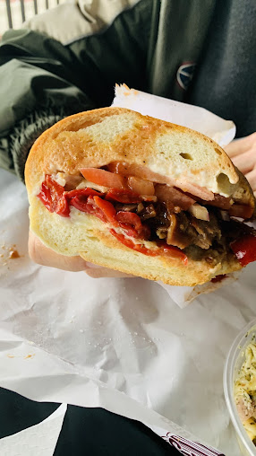 Photo Lombardis Gourmet Deli Bbq - 14