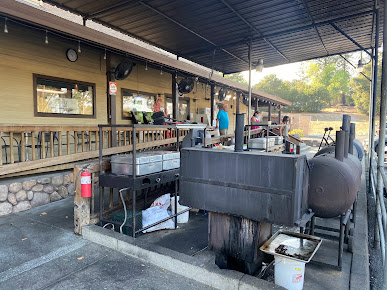 Photo Lombardis Gourmet Deli Bbq - 16