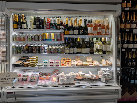 Photo Lombardis Gourmet Deli Bbq - 4