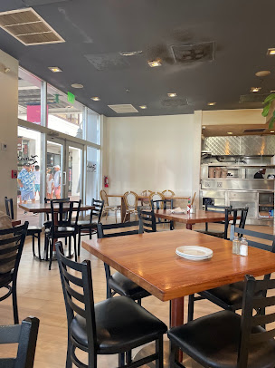 Photo Lombardis Miami Italian Restaurant - 10