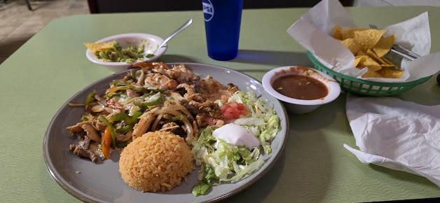 Photo Los Compadres Mexican Grill - 16