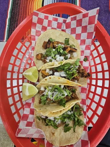 Photo Los Olivos Hot Food And Market - 5
