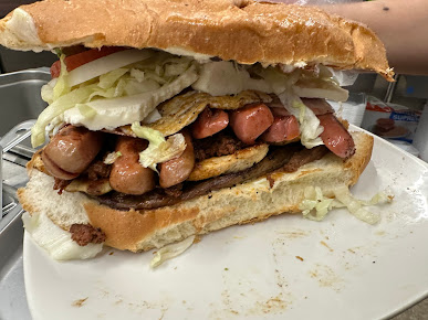 Photo Los Olivos Hot Food And Market - 1