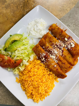 Photo Los Olivos Hot Food And Market - 3