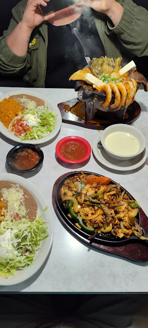 Photo Los Pinguinos Mexican Restaurant - 14