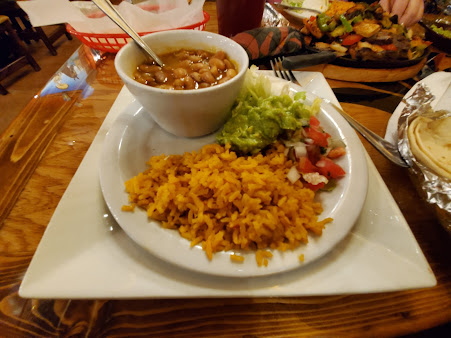 Photo Los Tres Magueyes Cantina Grill - 18
