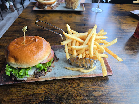 Photo Loud Burger - 6