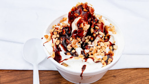 Photo Love's Yogurt & Salads - 3