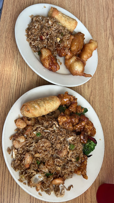 Photo Lucky Garden Chinese Seafood Restaurant - 1