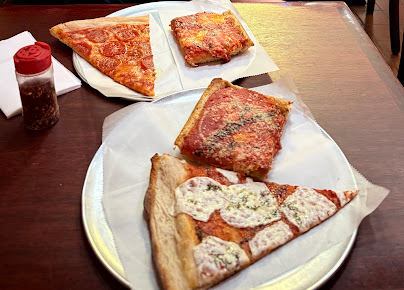 Photo Luigi's Pizza - 19