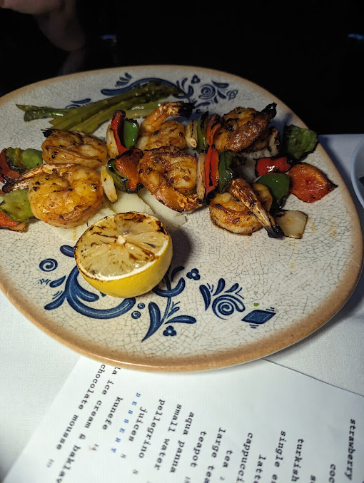 Menu Lulu Mediterranean - 27