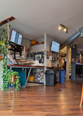 Photo Mac Tabby Cat Cafe - 12