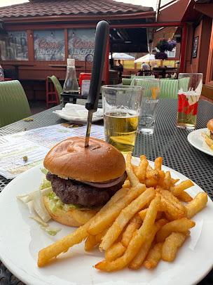 Photo Madison Avenue Pub - 1