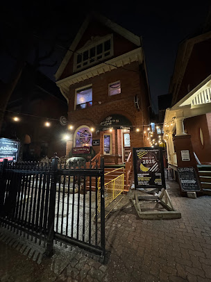 Photo Madison Avenue Pub - 7