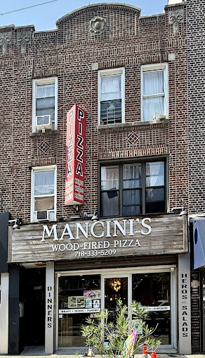 Photo Mancini’s Wood-Fired Pizza - 15