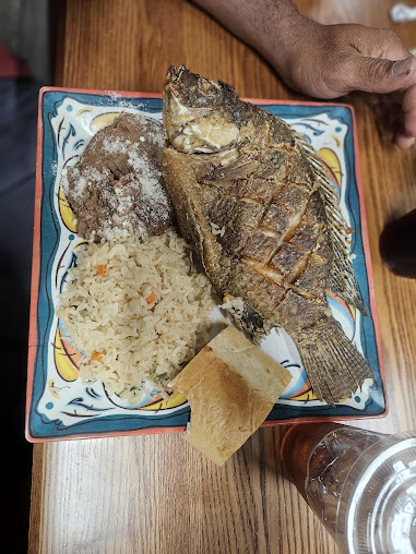 Photo Mariscos El Navegante Seafood Bar Grill - 9