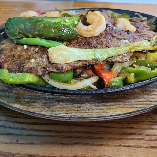Photo Mariscos El Navegante Seafood Bar Grill - 10