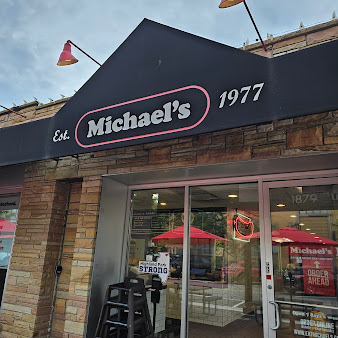 Photo Michael’s Grill & Salad Bar - 0