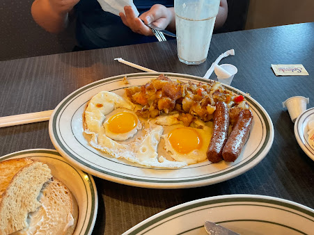 Photo Mike's Diner Of Brooklyn - 9