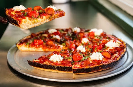 Photo Milly's Pizza In The Pan- West Town - 5