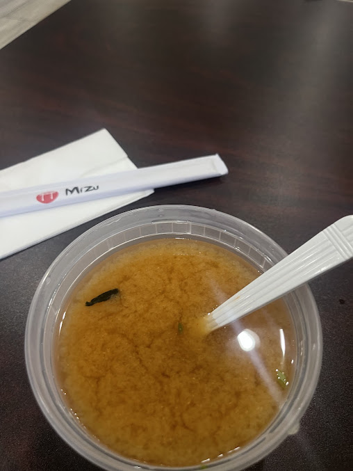 Photo Mizu Sushi Hibachi Express - 7