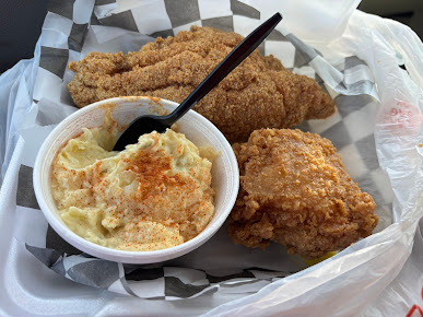 Photo Mr Cs Fried Chicken Waffles - 15