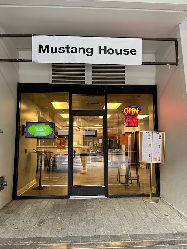Photo Mustang House - 0