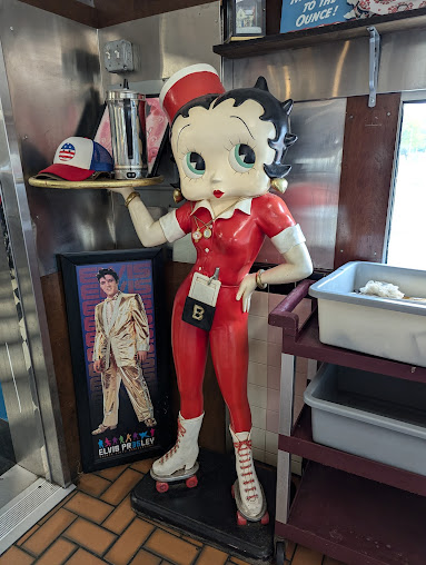 Photo Nancys Main Street Diner - 3