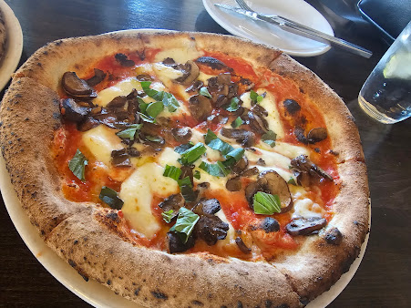 Photo Napolita Pizzeria & Wine Bar, Northbrook - 1