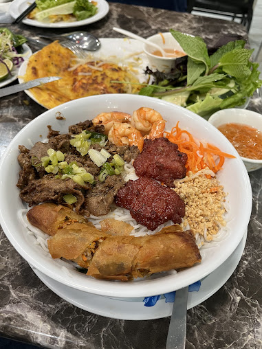 Photo Nhà Hàng Vietnam Restaurant - 7