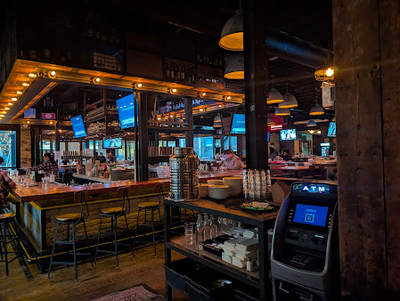 Photo Parlor Pizza Bar West Loop - 6