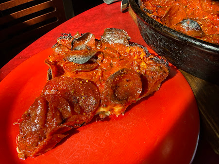Photo Pequod's Pizza - 8
