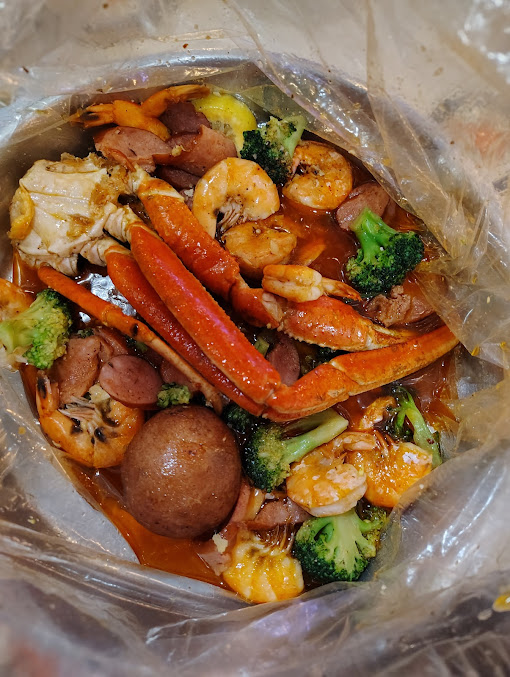 Photo Pier 17 Cajun Seafood Restaurant Bar - 2