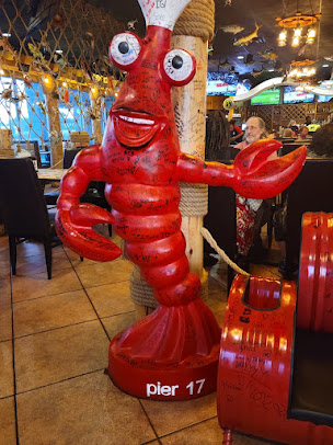Photo Pier 17 Cajun Seafood Restaurant Bar - 9