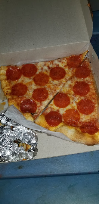 Photo Pizza Central Of Brooklyn - 6