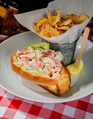 Photo P.j. Clarke's On The Hudson - 17