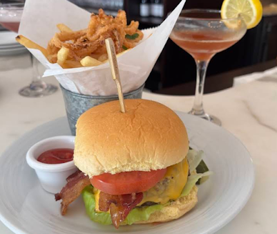Photo P.j. Clarke's On The Hudson - 18
