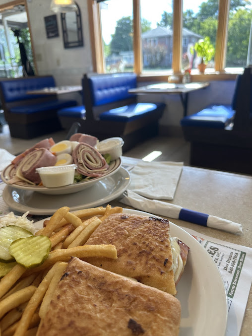 Photo Port Ewen Diner - 15