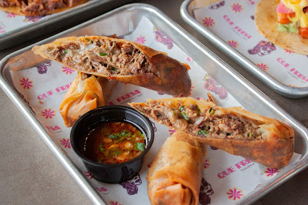 Photo Que Fresa Taqueria + Bar (Wesley Heights) - 1